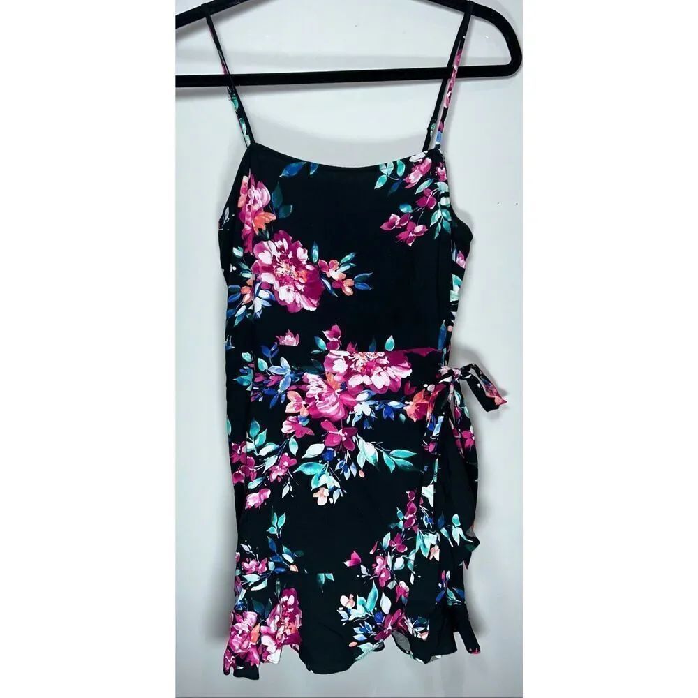 Express floral dress size medium